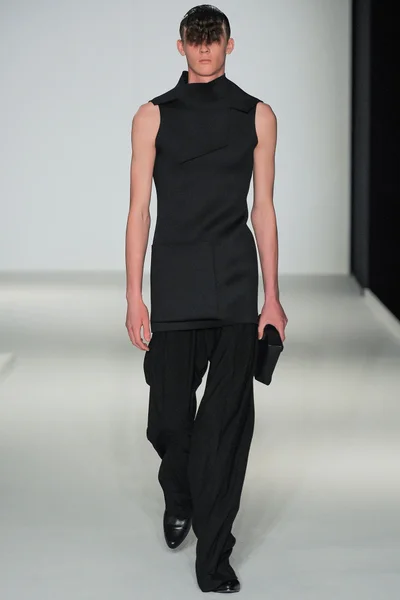 Look 2